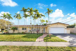 2180 Ne 197th Ter Miami, FL 33179 - MLS#A11944906