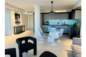 King Cole Condominium, 900 Bay Dr APT 410, Miami Beach, FL 33141, - MLS#A11944929
