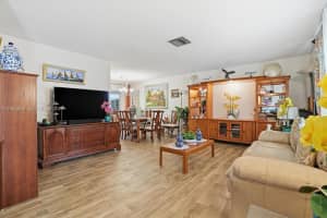 9417 Nw 70th Pl Tamarac, FL 33321 - MLS#A11944936