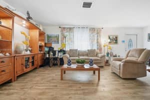 9417 Nw 70th Pl Tamarac, FL 33321 - MLS#A11944936