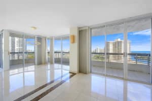 19101 Ne 36th Ct 2006, Aventura