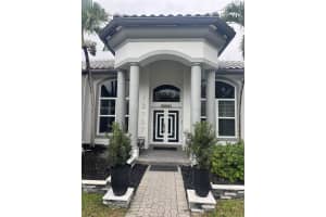 13707 Nw 21st St, Pembroke Pines