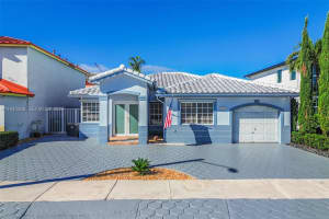 9526 Sw 155th Ave, Miami