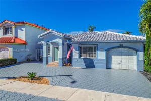 9526 Sw 155th Ave Miami, FL 33196 - MLS#A11945068