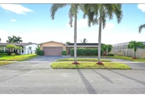 1621 Nw 110 Ter, Pembroke Pines 1621 Nw 110 Ter, Pembroke Pines