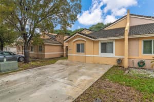 20512 Sw 93rd Ave Cutler Bay, FL 33189 - MLS#A11945152