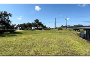 401 Rotonda Cr Port Charlotte, FL 33947 - MLS#A11945162