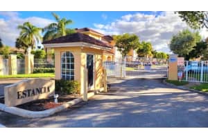 501 Talia Cir Palm Springs, FL 33461 - MLS#A11945167