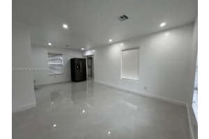 2850 Nw 7th St Fort Lauderdale, FL 33311 - MLS#A11945179