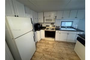 231 W Lake Dr, Hallandale Beach, FL 33009, - MLS#A11945250