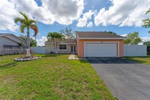 1747 N Goldeneye Ln Homestead, FL 33035 - MLS#A11945339