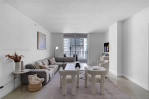 701 Brickell Key Blvd 1606 Miami, FL 33131 - MLS#A11945342