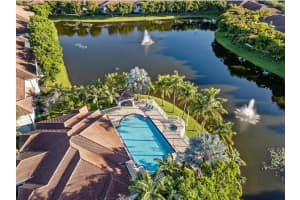 1916 Alamanda Way Riviera Beach, FL 33404 - MLS#A11945356