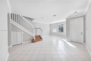 5560 Nw 107th Ave 1012 Doral, FL 33178 - MLS#A11945374