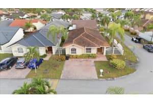 10351 Sw 23rd St, Miami