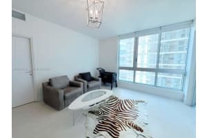 300 S Biscayne Blvd T-2304 Miami, FL 33131 - MLS#A11945389