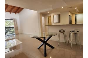 5201 Orduna Dr 14 Coral Gables, FL 33146 - MLS#A11945471