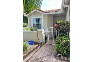 2480 E Aragon Blvd 1 Sunrise, FL 33313 - MLS#A11945503