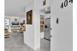 1750 W 46th St 404 Hialeah, FL 33012 - MLS#A11945522