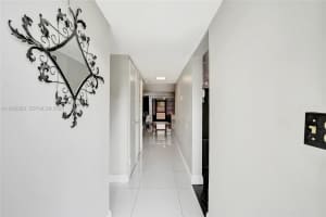 3301 Raleigh St 4e Hollywood, FL 33021 - MLS#A11945529