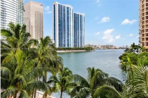 465 Brickell Ave 417 Miami, FL 33131 - MLS#A11945546