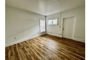 609 Nw 2nd Ave 4 Hallandale Beach, FL 33009 - MLS#A11945554