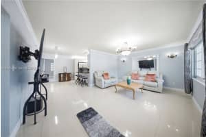 300 Ne 175th St North Miami Beach, FL 33162 - MLS#A11945593