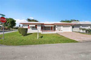 7109 Nw 75th St Tamarac, FL 33321 - MLS#A11945604