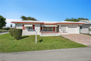 7109 Nw 75th St Tamarac, FL 33321 - MLS#A11945604