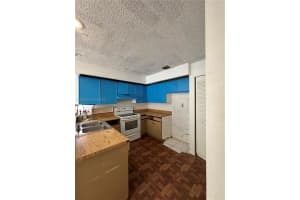 7157 Sportsmans Dr North Lauderdale, FL 33068 - MLS#A11945614