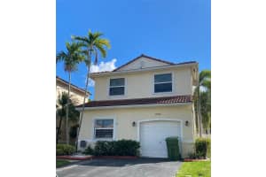 17262 Nw 6th Ct, Pembroke Pines