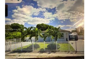 2376 Nw 104th St Miami, FL 33147 - MLS#A11945664