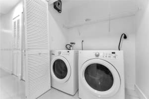 1541 Nw 1st Ct Miami, FL 33136 - MLS#A11945693