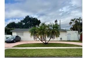 210 Sw 65th Ave Pembroke Pines, FL 33023 - MLS#A11945735