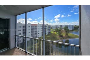 10730 Nw 66th St 502, Doral