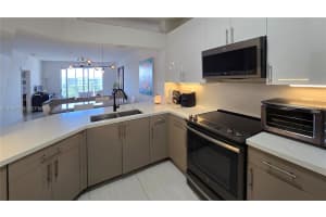 10730 Nw 66th St 502 Doral, FL 33178 - MLS#A11945738