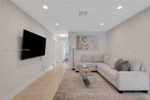 3500 N Park Rd Hollywood, FL 33021 - MLS#A11945749