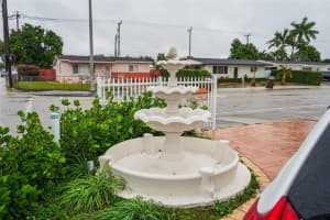 1190 W 33rd St Hialeah, FL 33012 - MLS#A11945761