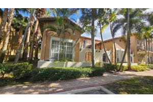 839 Sw 147th Ter 5, Pembroke Pines