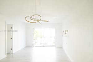 220 Sw 9th Ave 306 Hallandale Beach, FL 33009 - MLS#A11945781