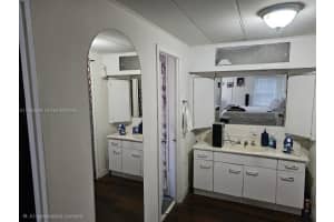 913 SW 131st Way, Davie, FL 33325, - MLS#A11945828