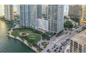 475 Brickell Ave 4215 Miami, FL 33131 - MLS#A11945844