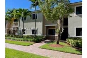 22501 Sw 88th Pl 15-25, Cutler Bay