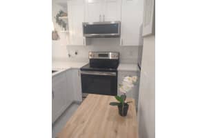 600 Layne Blvd 122 Hallandale Beach, FL 33009 - MLS#A11945865