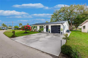 4400 Nw 45th Ct Tamarac, FL 33319 - MLS#A11945882