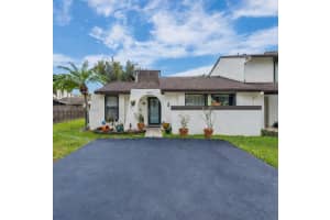 12736 Sw 68th Ln, Miami