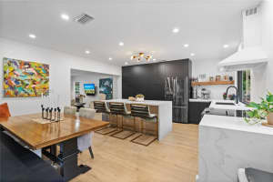 1106 Ne 119th St, Biscayne Park