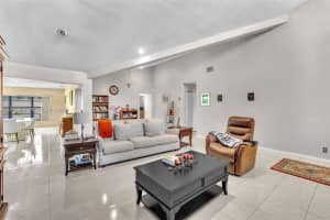 8221 Pine Dr 61 Tamarac, FL 33321 - MLS#A11945895