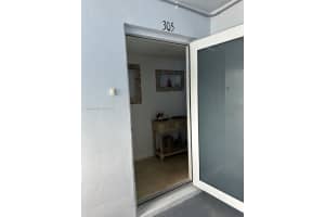 320 S Surf Rd 305 Hollywood, FL 33019 - MLS#A11945896