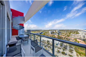 2600 E Hallandale Beach Blvd T3304 Hallandale Beach, FL 33009 - MLS#A11945900